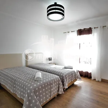 V4 Lourenco Holiday home *